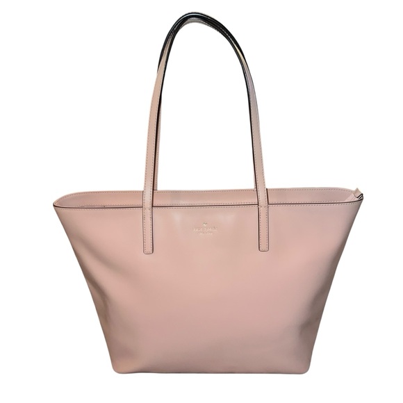 kate spade Handbags - EUC Kate Spade Light Pink Leather Large Tote Shoulder Bag LoveShackFancy Pink